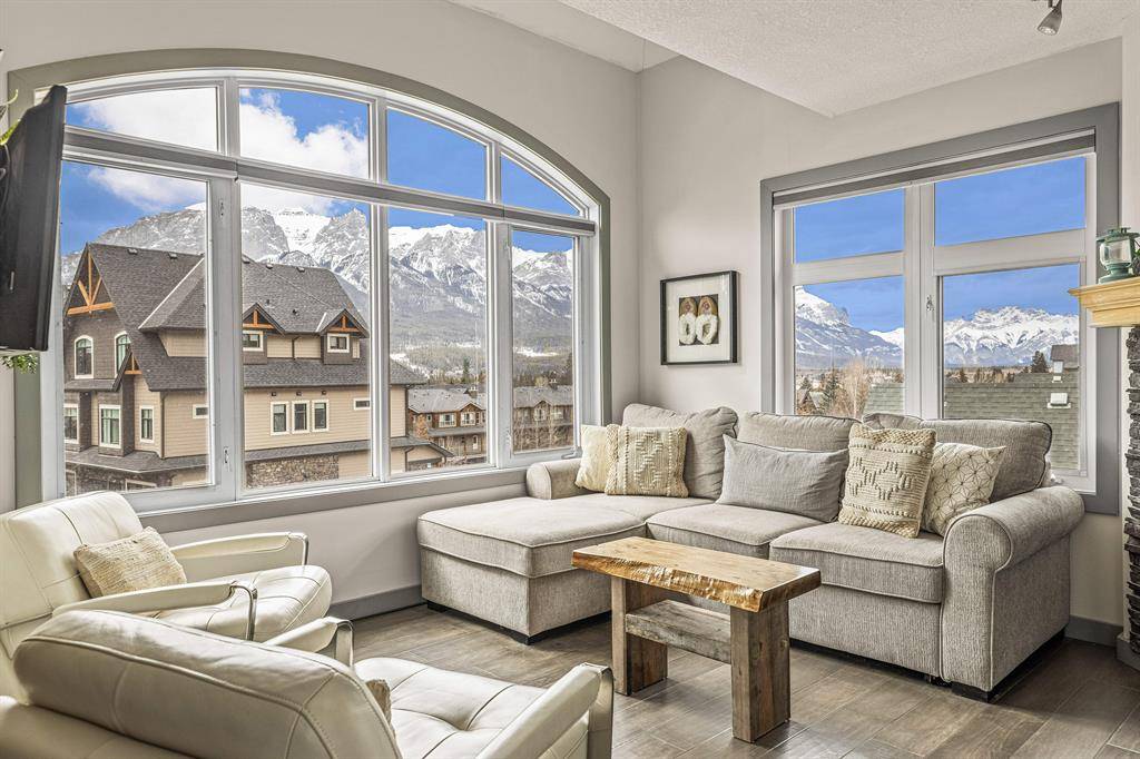 Canmore, AB T1W 3E2,160 Kananaskis WAY #300