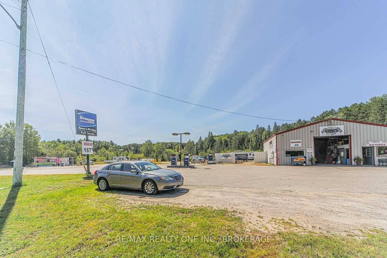 29847 Highway 60 Rd, South Algonquin, ON K0J 2M0