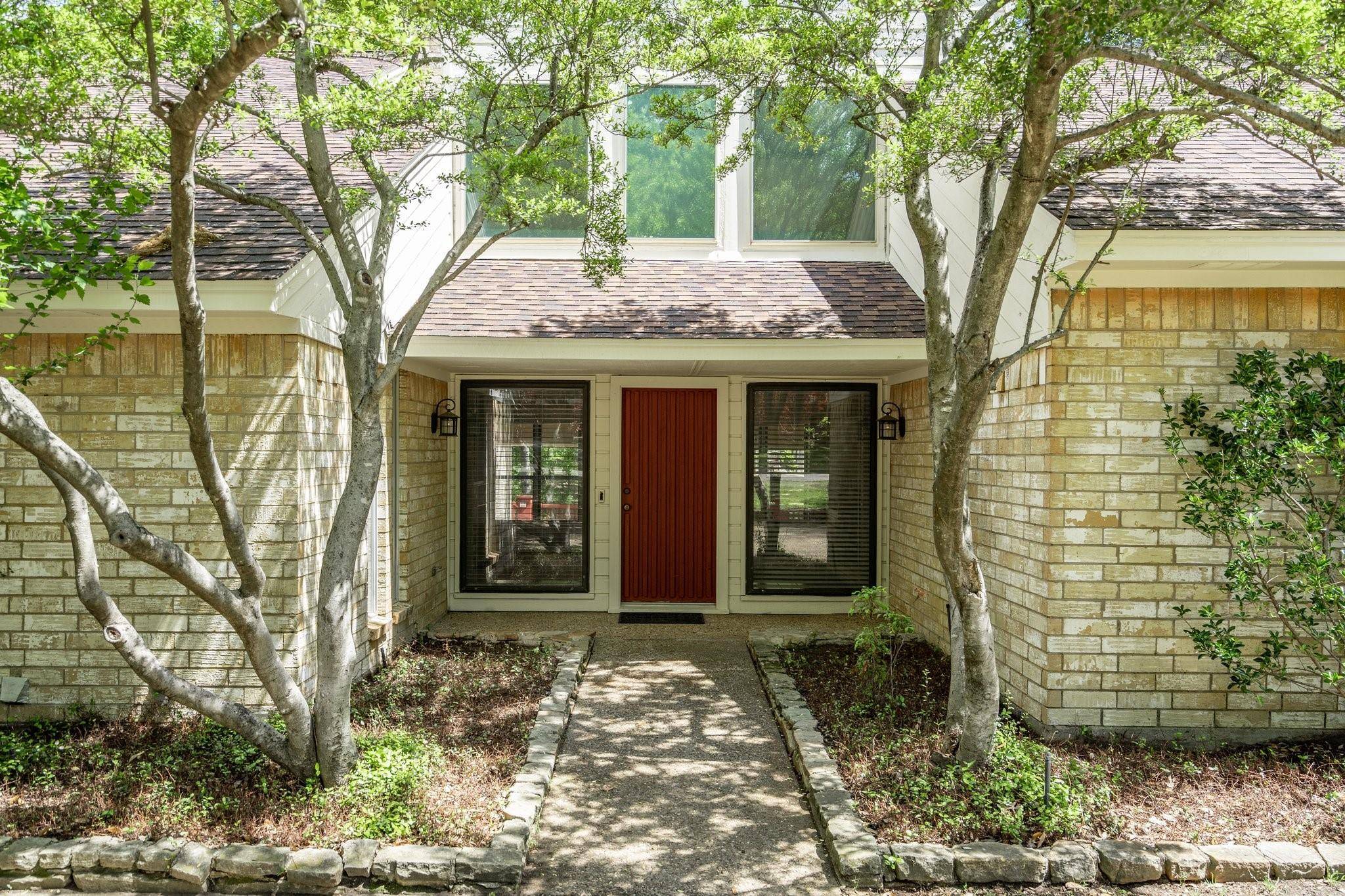 Coppell, TX 75019,516 Rocky Branch Lane