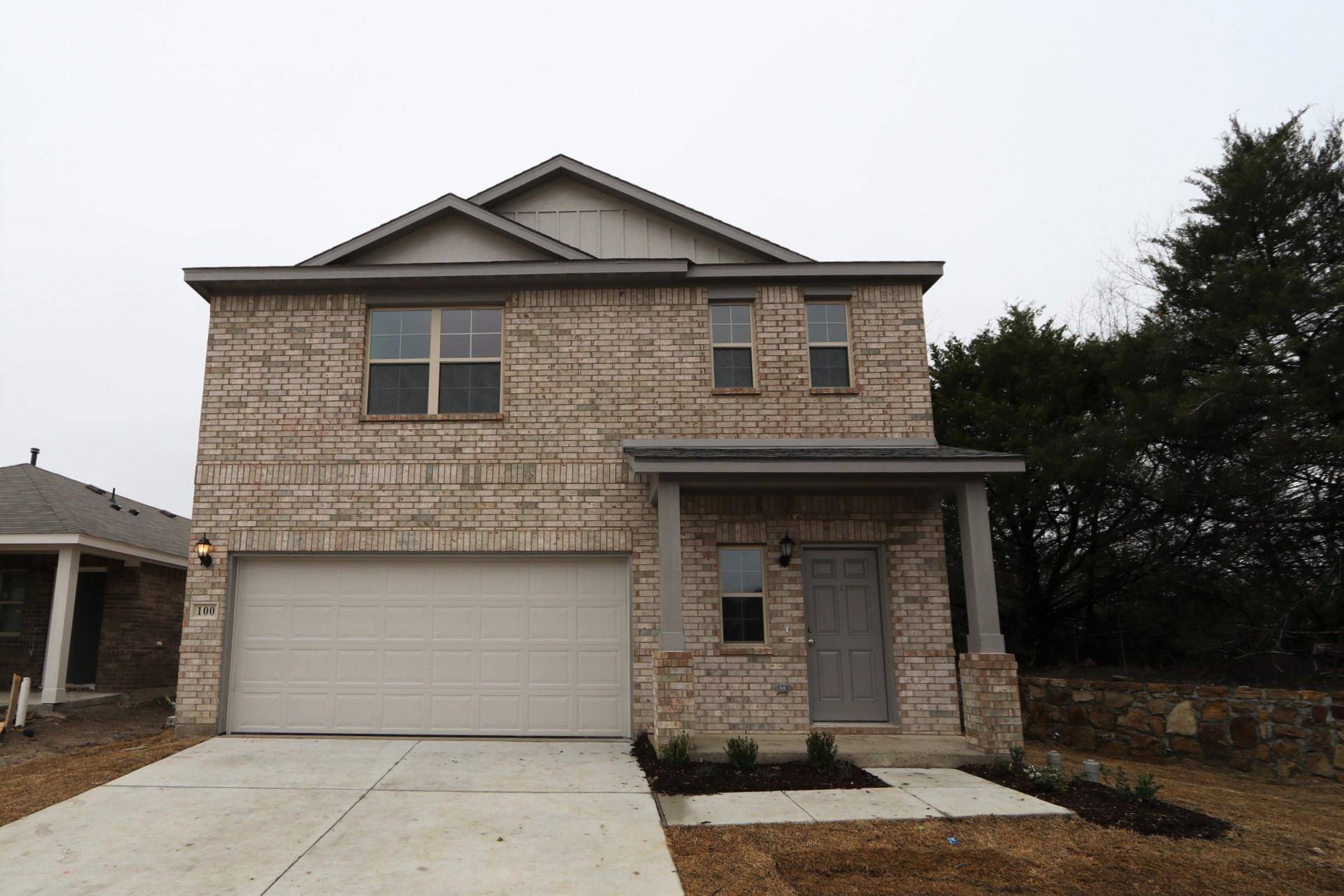 Mesquite, TX 75149,100 Essex Drive