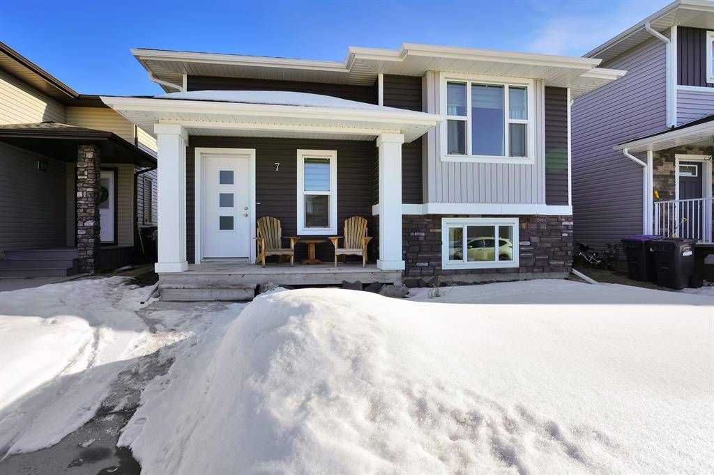 Sylvan Lake, AB T4S 0P3,7 Victor Close