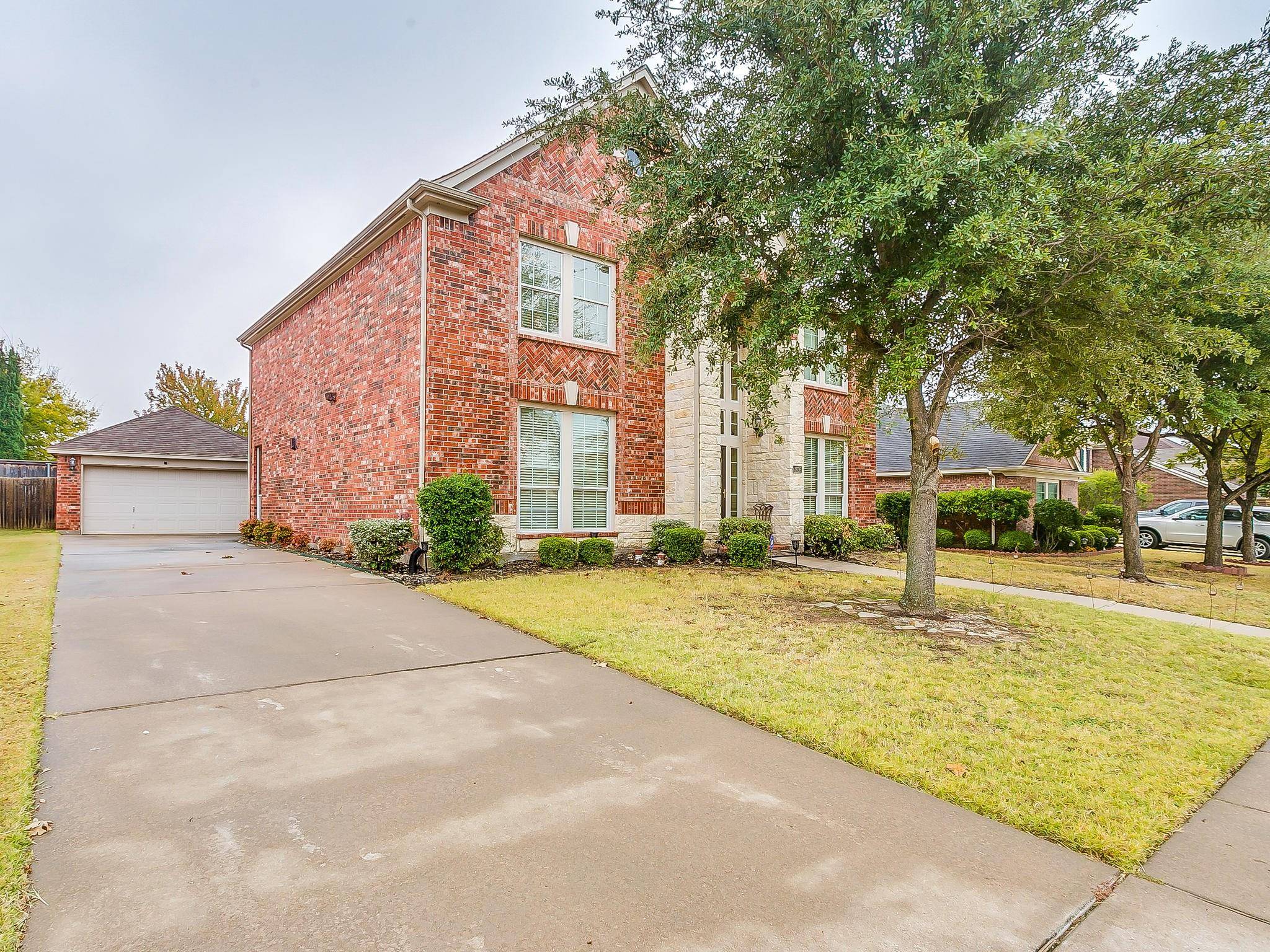 Grand Prairie, TX 75052,2836 Cypress Glen Drive