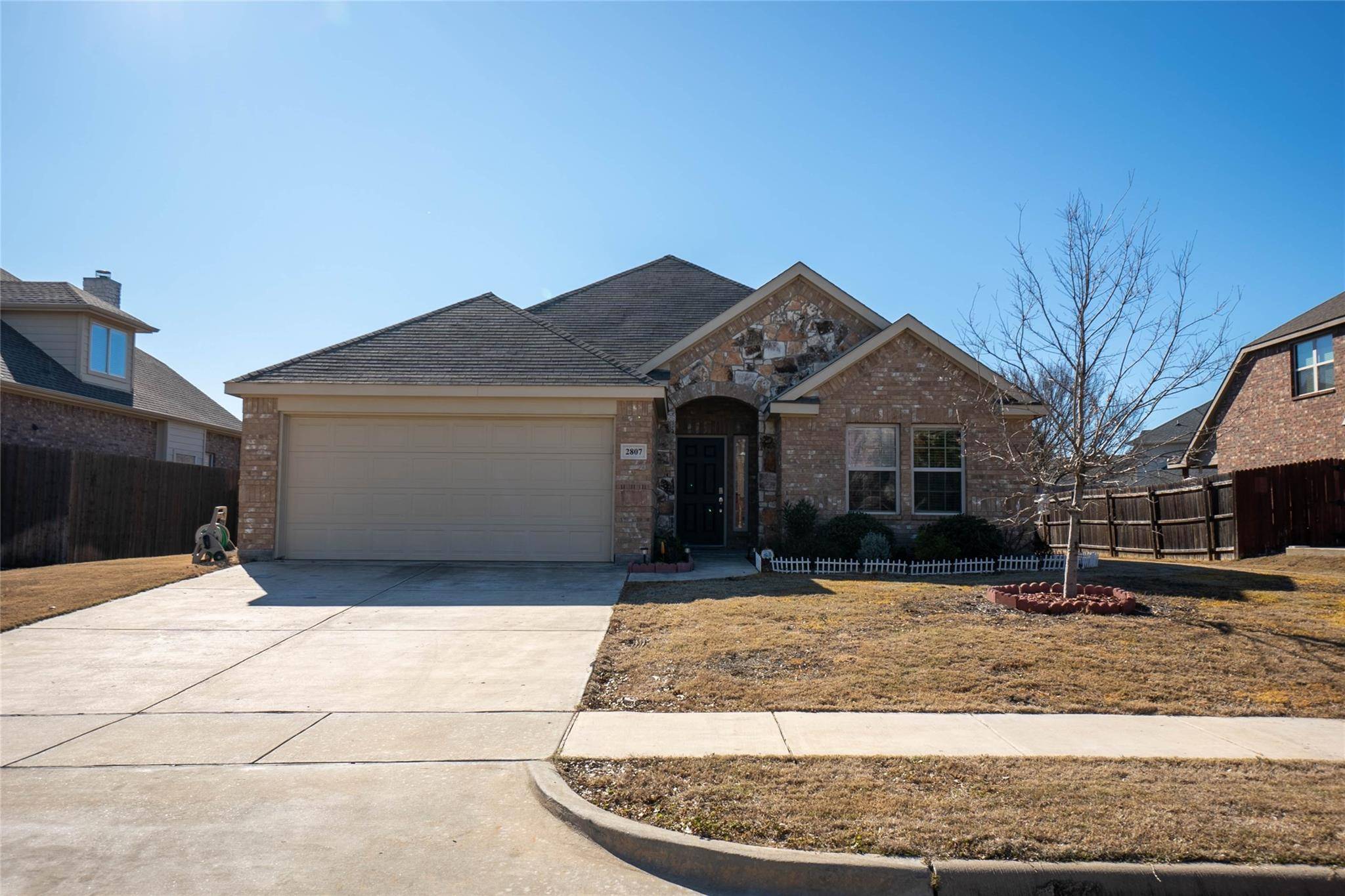 Grand Prairie, TX 75052,2807 Oak Glen Court