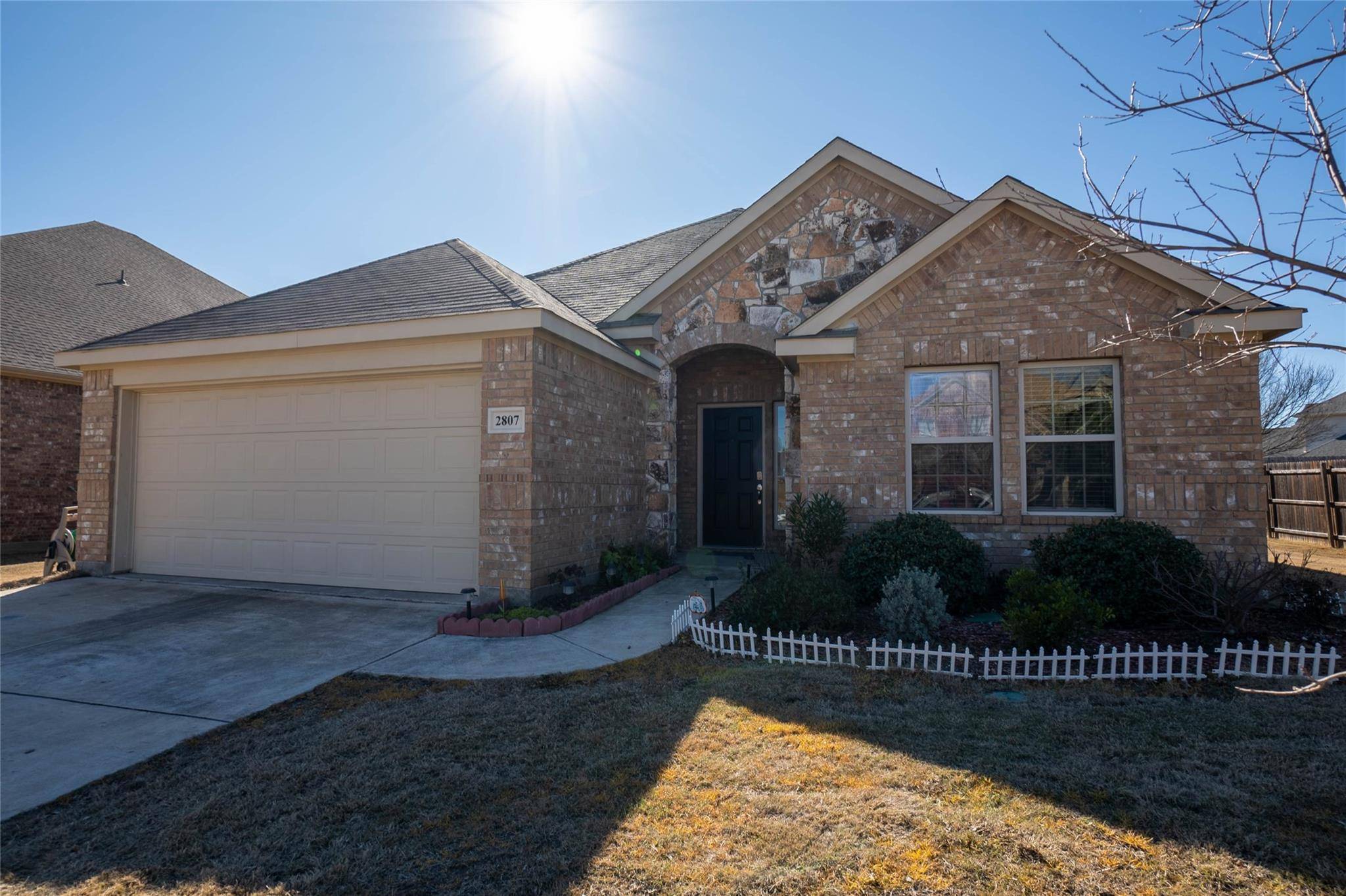 Grand Prairie, TX 75052,2807 Oak Glen Court