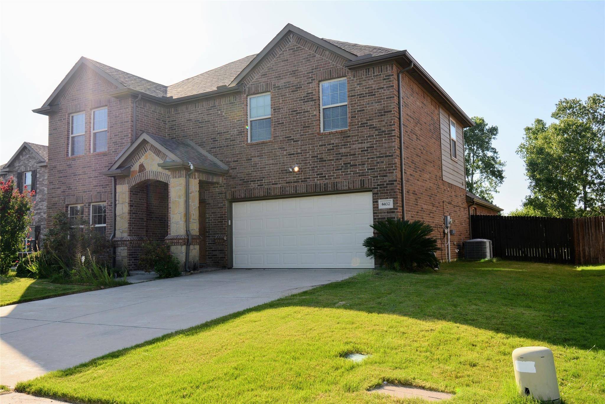 Grand Prairie, TX 75052,6032 Cedar Glen Drive