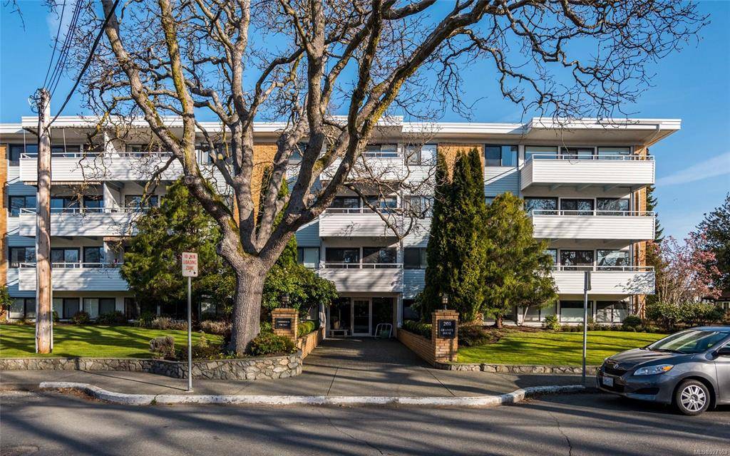 Oak Bay, BC V8S 3G7,2100 Granite St #407