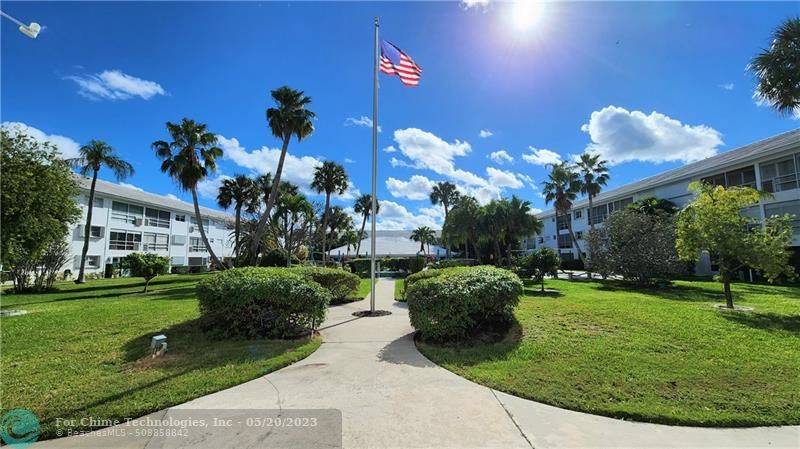 Lighthouse Point, FL 33064,2050 NE 39th St  #108E