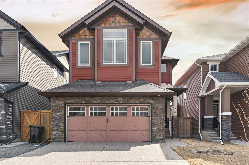 Calgary, AB T3H 0V4,173 Cougar Ridge Close SW