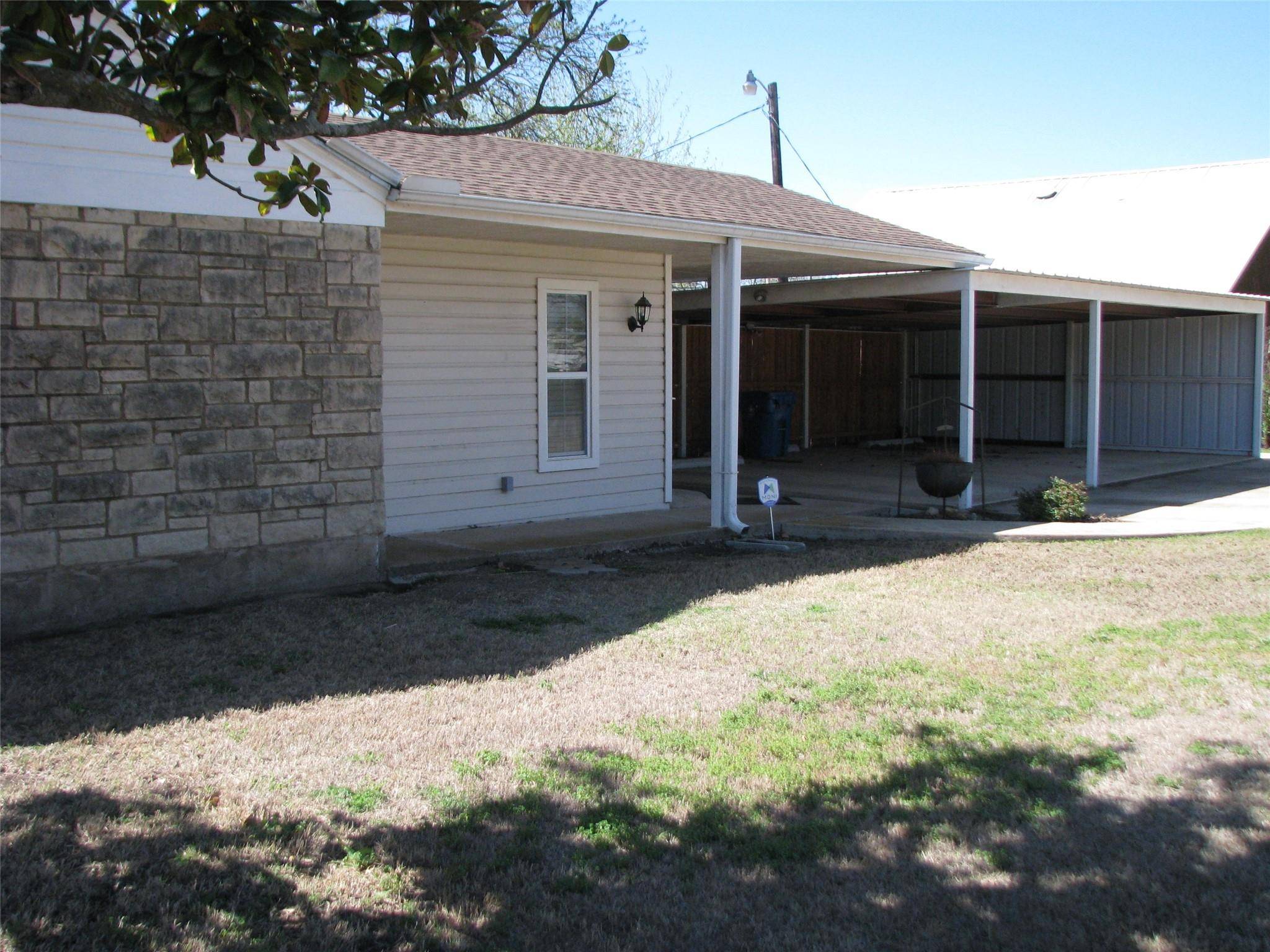 Cisco, TX 76437,700 Front Street