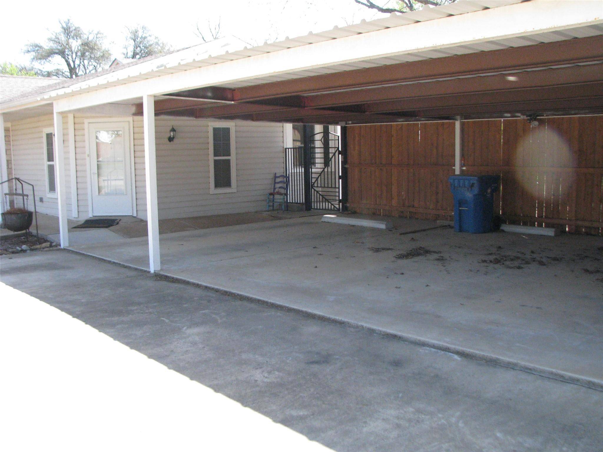 Cisco, TX 76437,700 Front Street