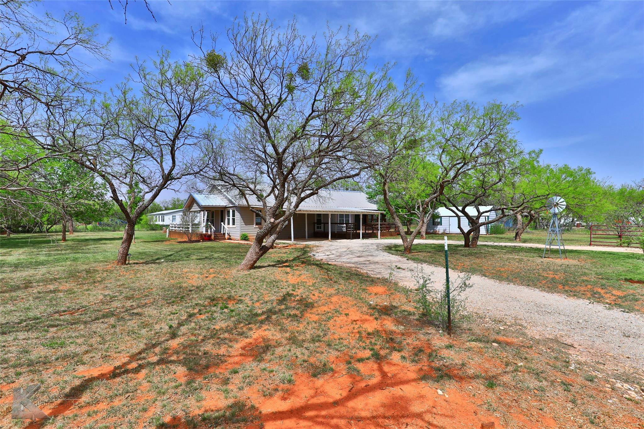 Buffalo Gap, TX 79508,102 Red Rock Road