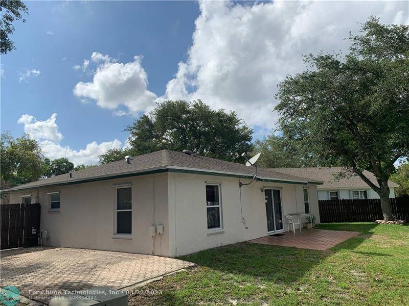 Davie, FL 33325,1072 SW 119th Ave