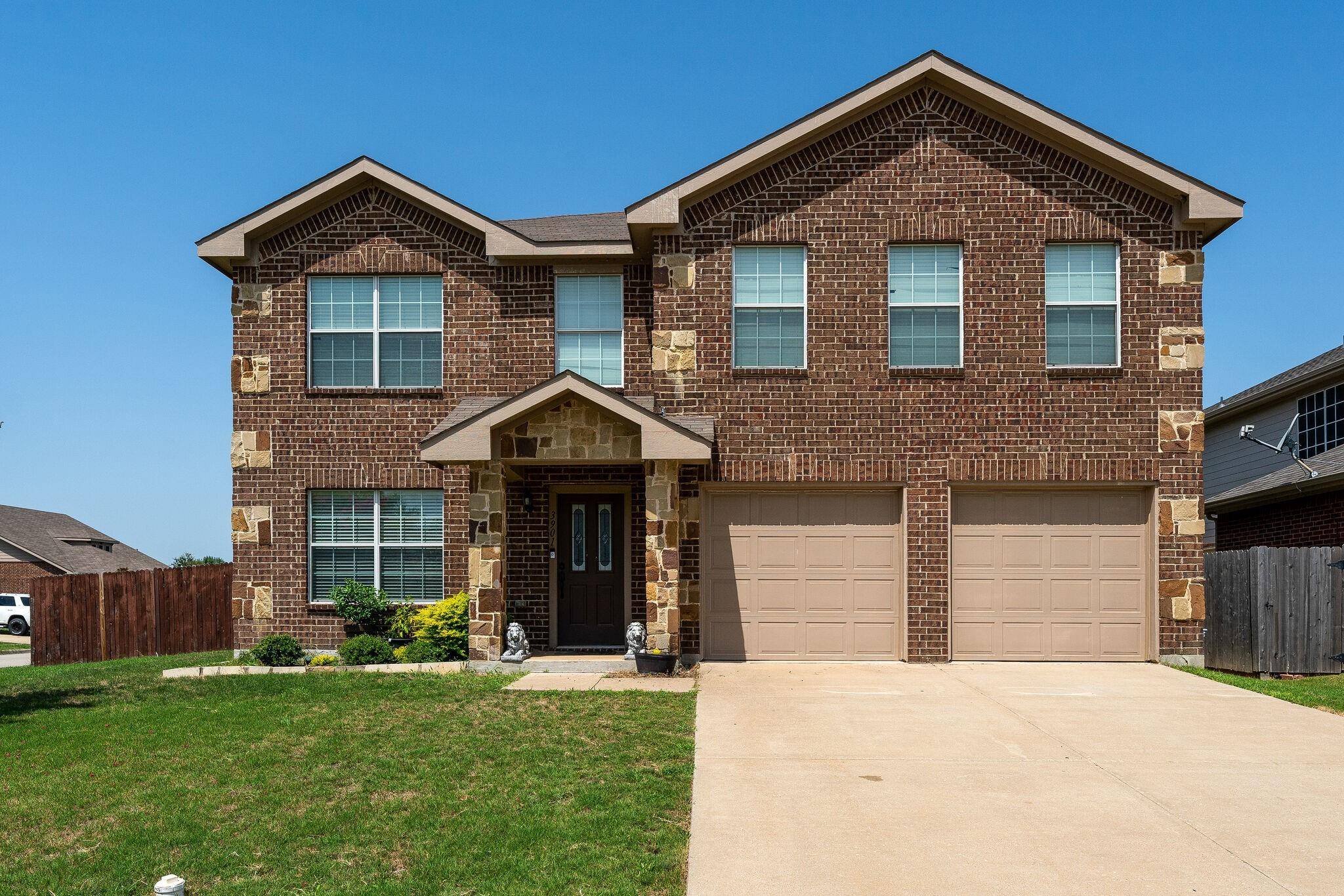 Fort Worth, TX 76244,3901 Grizzly Hills Circle