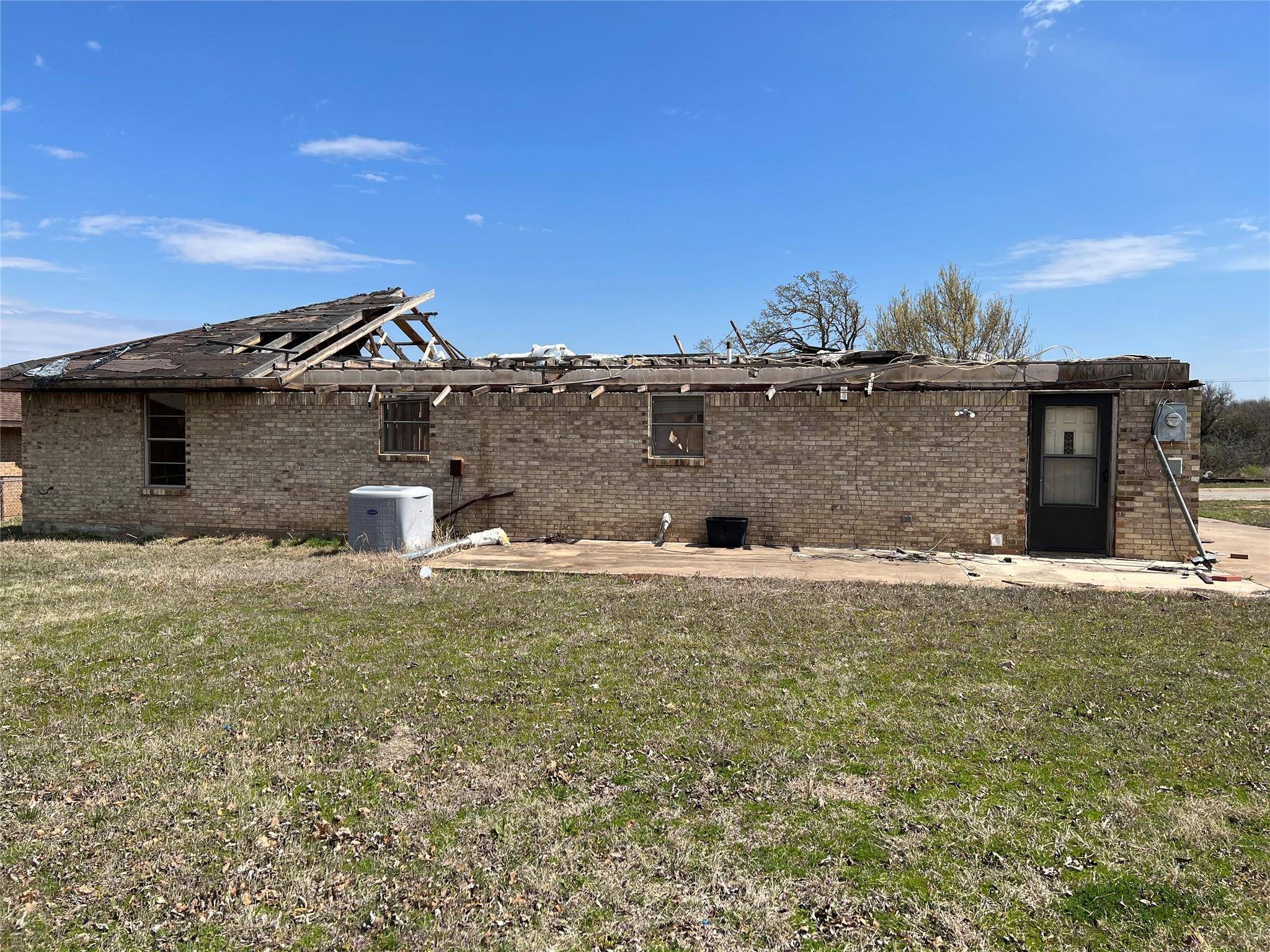 Jacksboro, TX 76458,135 N 11th Street