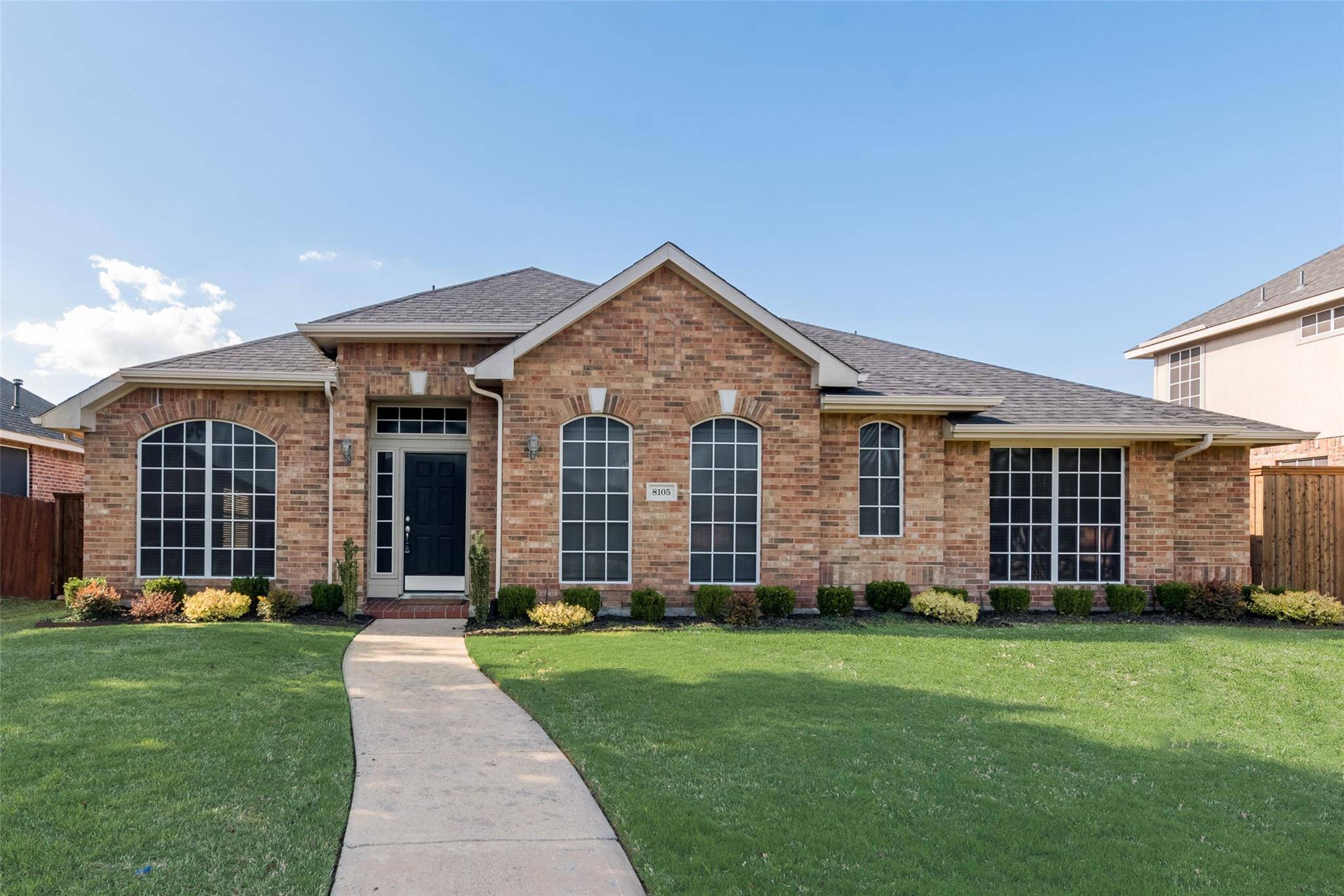 Rowlett, TX 75089,8105 Munich Drive