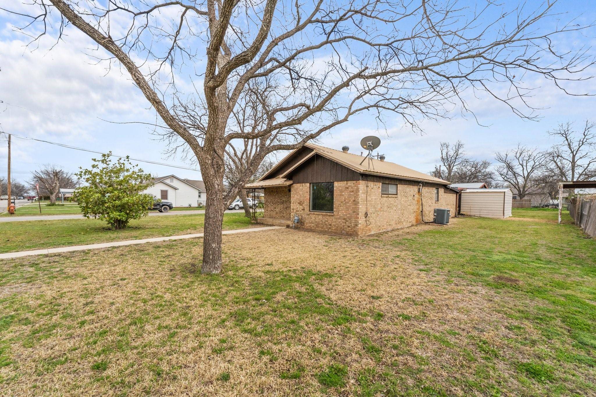 Coleman, TX 76834,516 E 10th Street