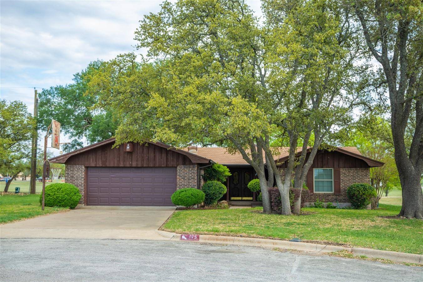 Brownwood, TX 76801,105 Bonnie Place