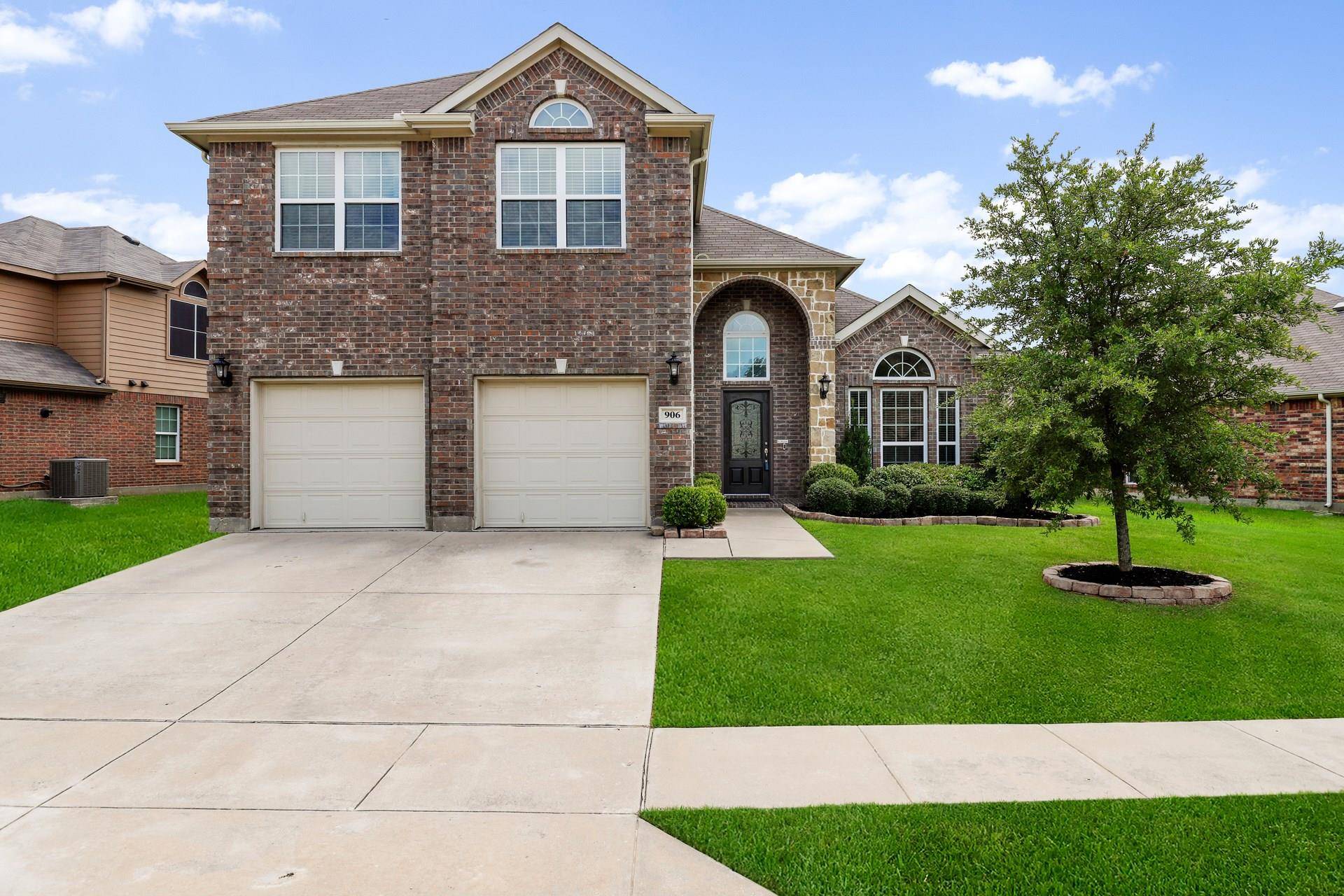 Lewisville, TX 75067,906 Witherby Lane