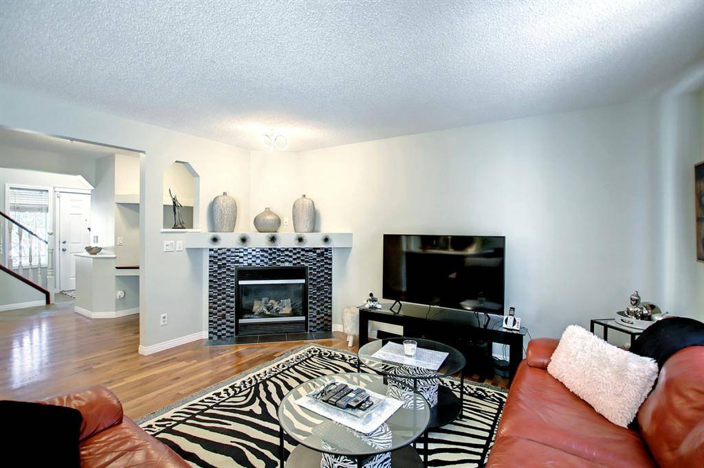 Calgary, AB T3H 4W4,311 Cougarstone CIR SW