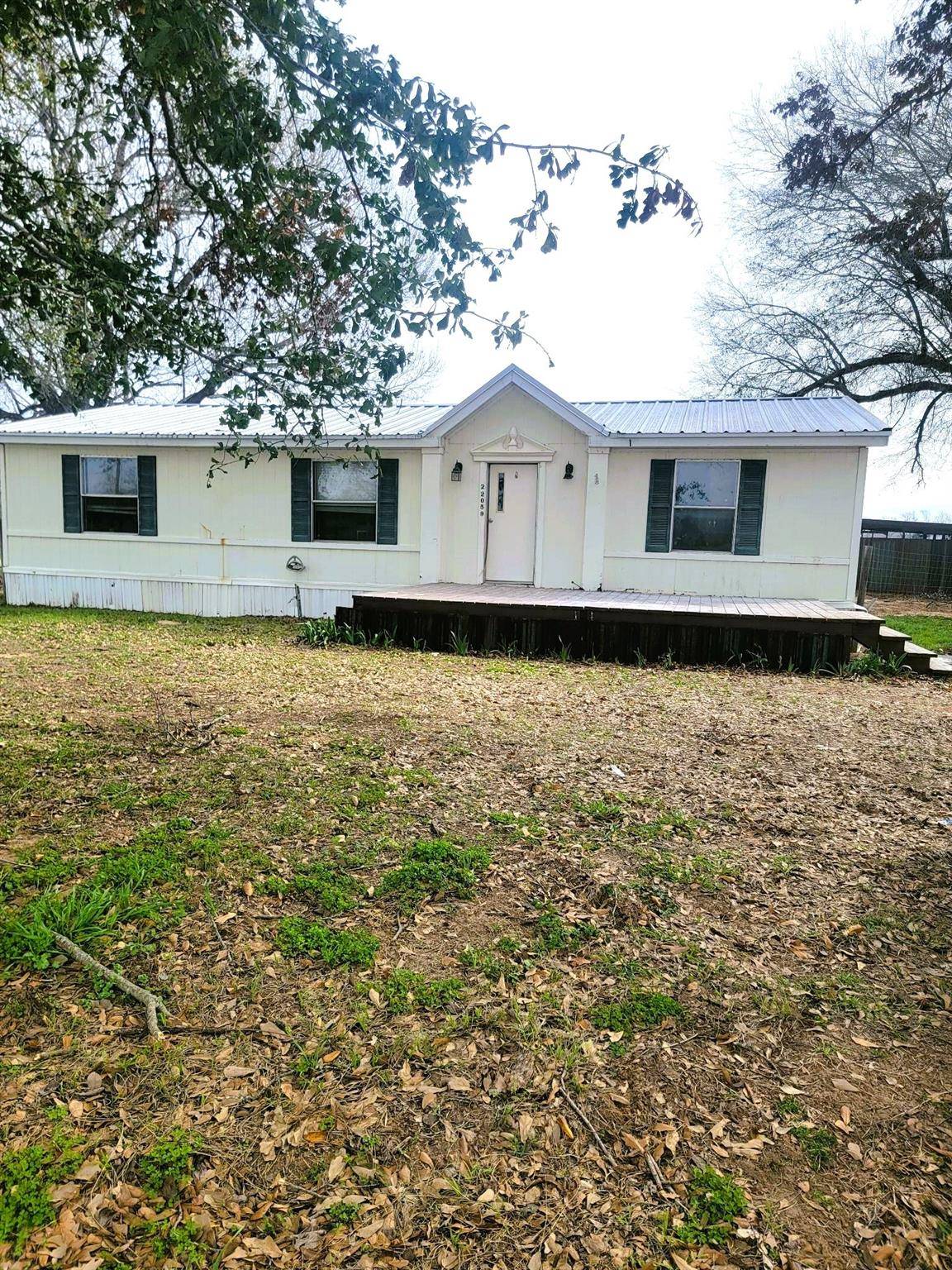 Trinidad, TX 75163,22059 Old River Road