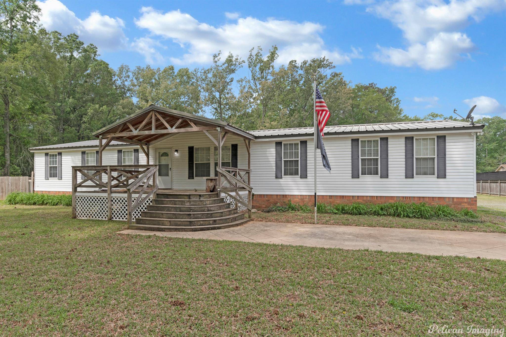 Haughton, LA 71037,560 Trails End