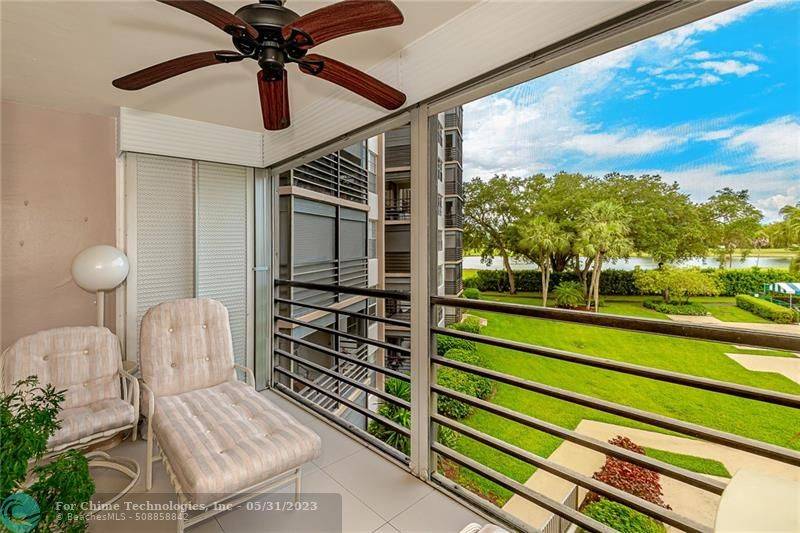 Pembroke Pines, FL 33026,900 Saint Charles Pl  #309