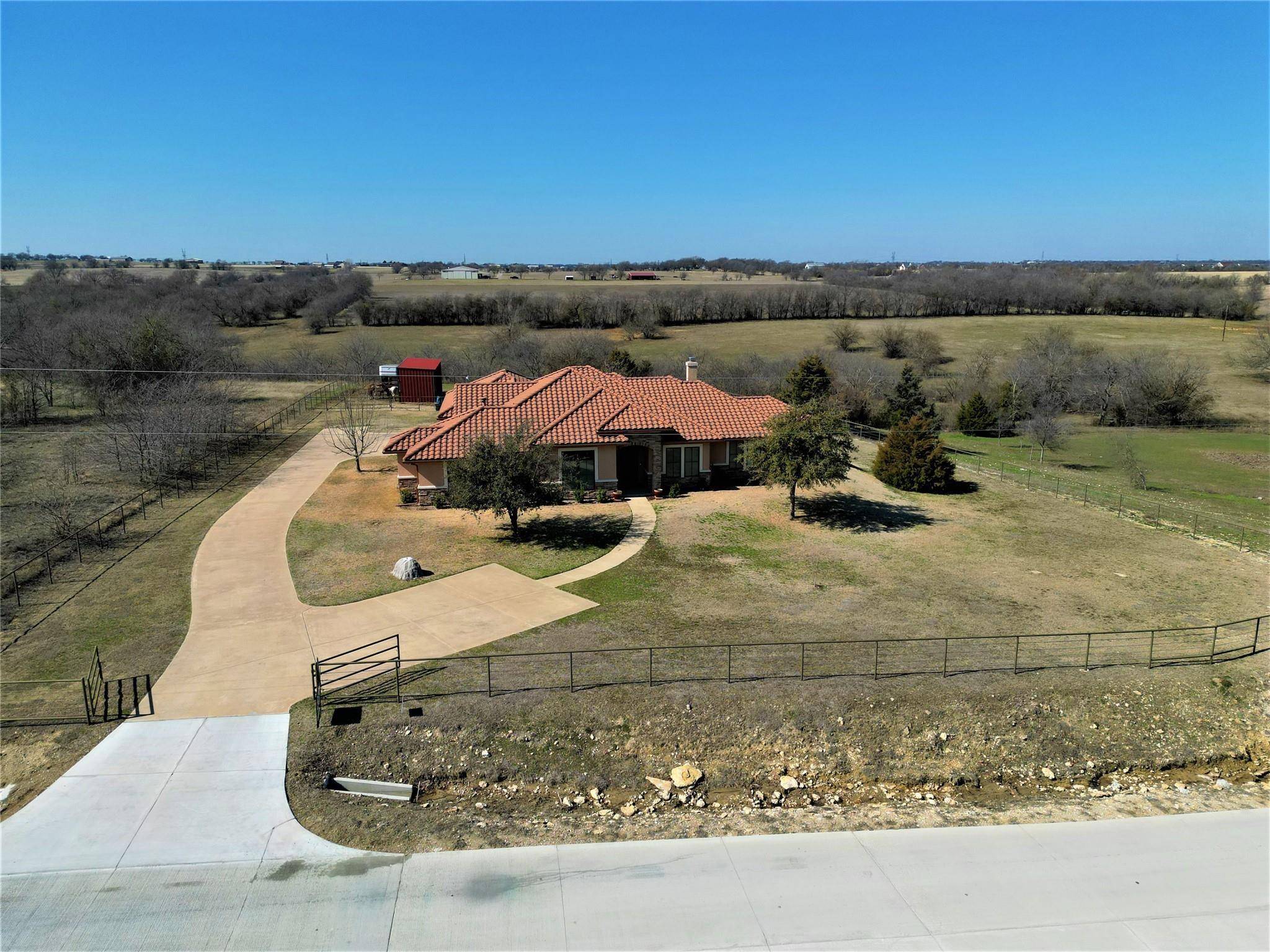 Sanger, TX 76266,9925 Indian Trail