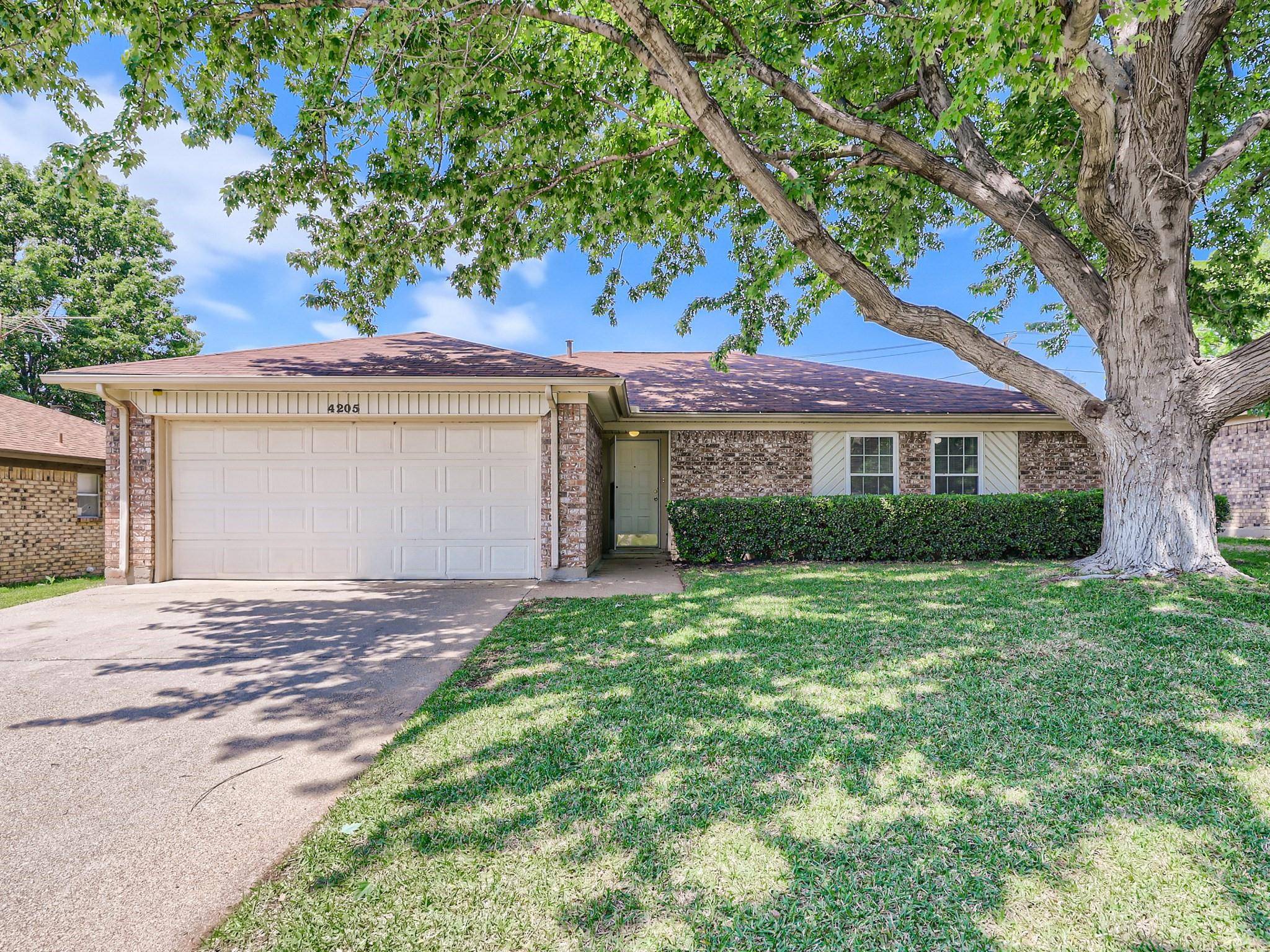 Arlington, TX 76001,4205 Spring Brook Drive