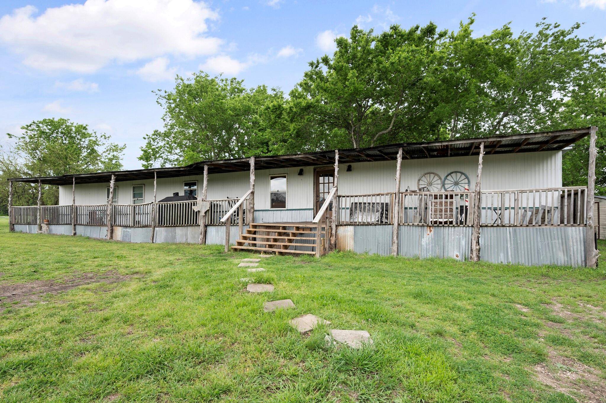 Purdon, TX 76679,8240 SW County Road 2070