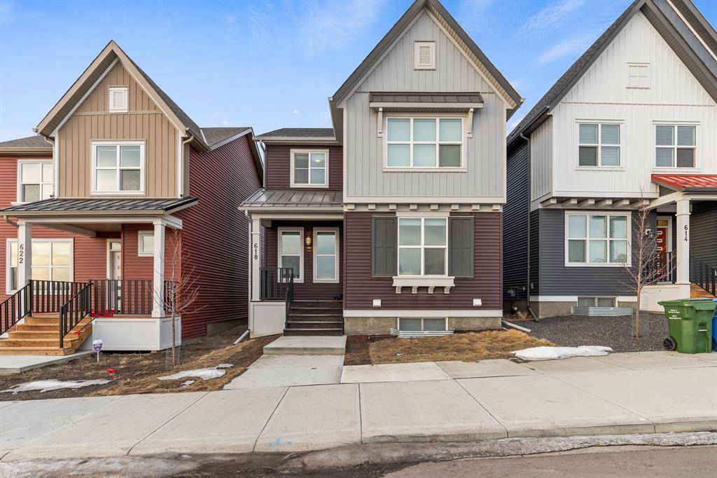 Calgary, AB T3P 1M4,618 148 AVE NW