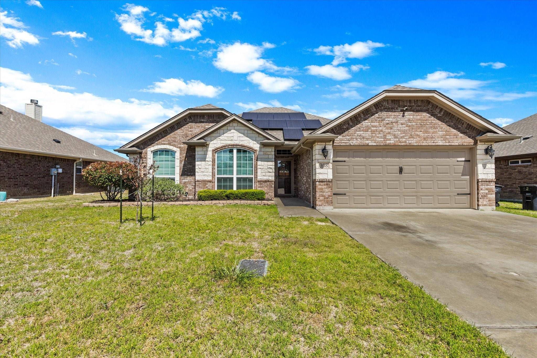 Cleburne, TX 76033,308 Rose Avenue