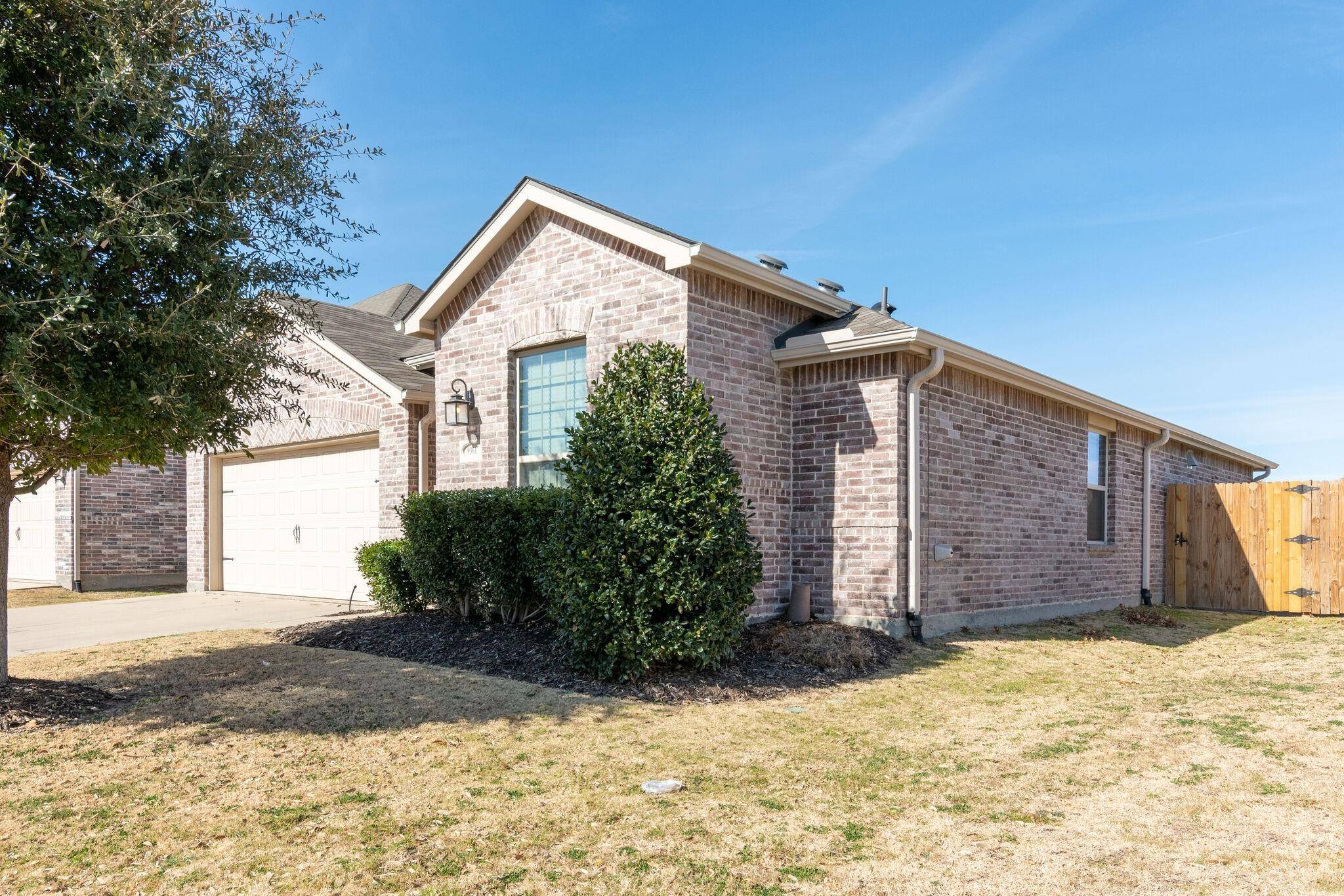 Fort Worth, TX 76131,9361 Comanche Ridge Drive