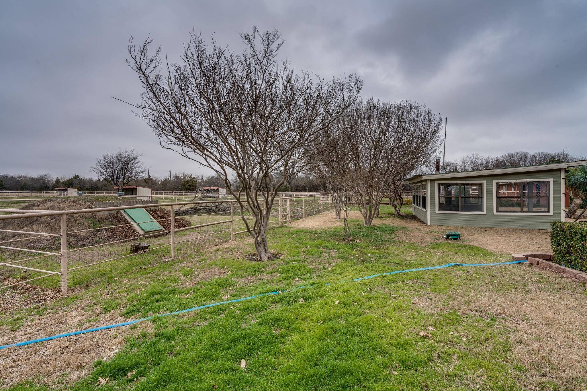 Waxahachie, TX 75165,485 Becky Lane