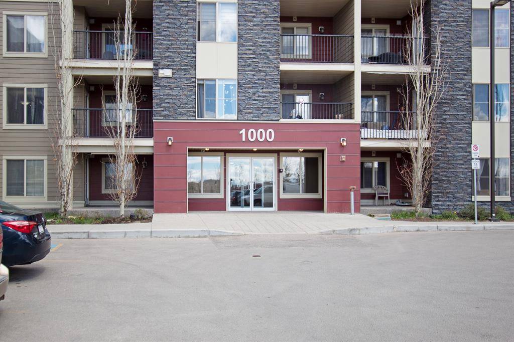 Calgary, AB T3J 0S2,5 Saddlestone WAY NE #210