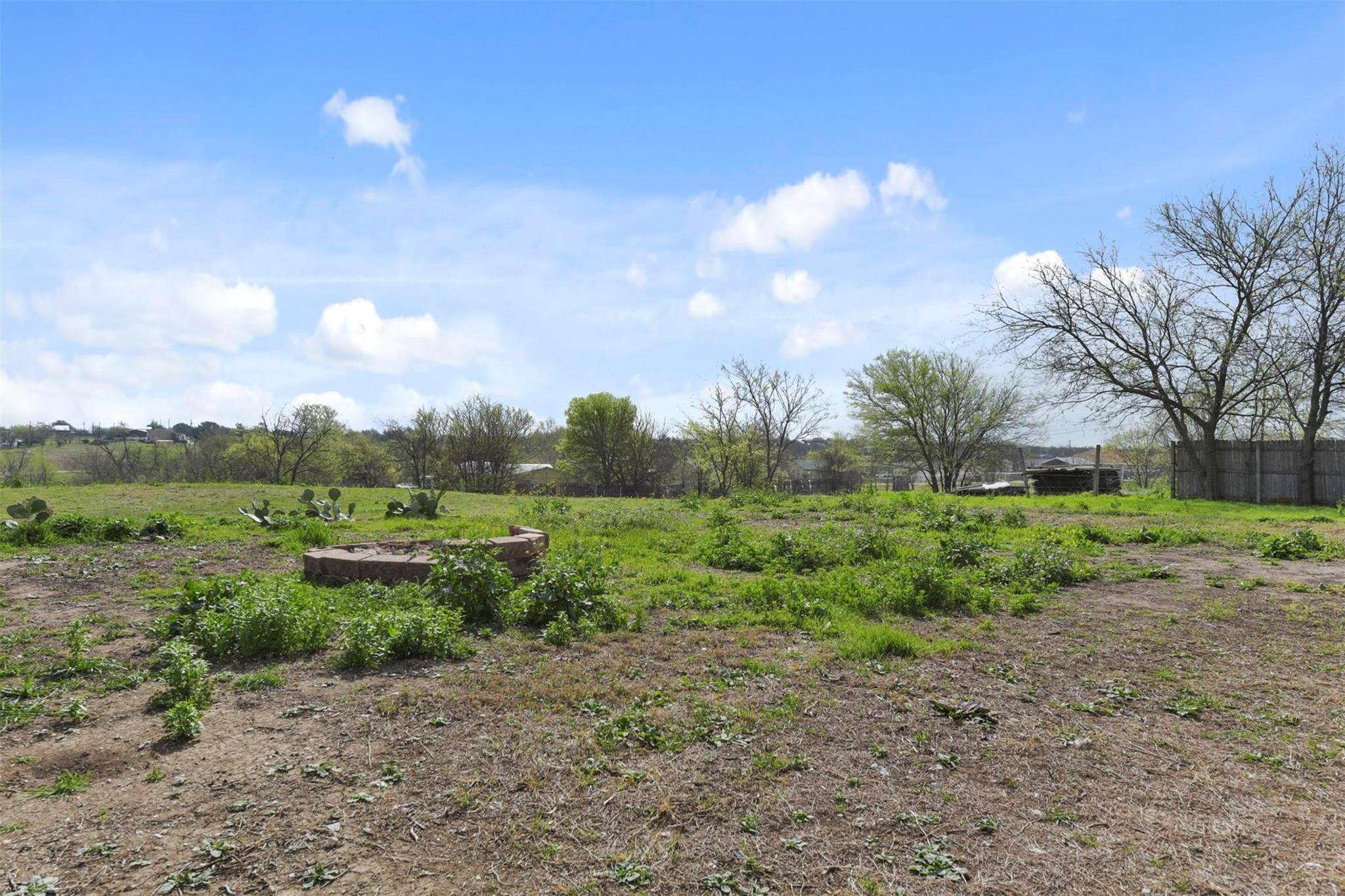 Joshua, TX 76058,9208 Giant Drive