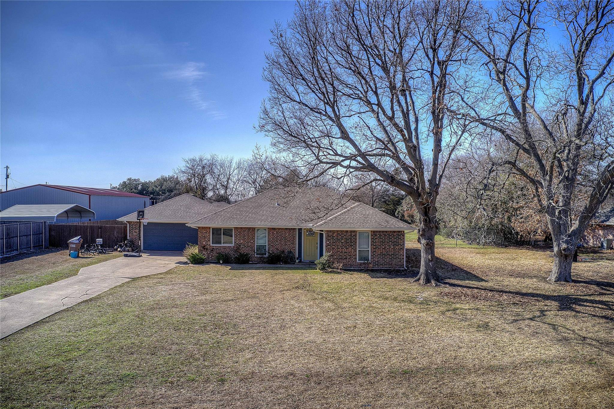 Wylie, TX 75098,2433 Lakeview Lane