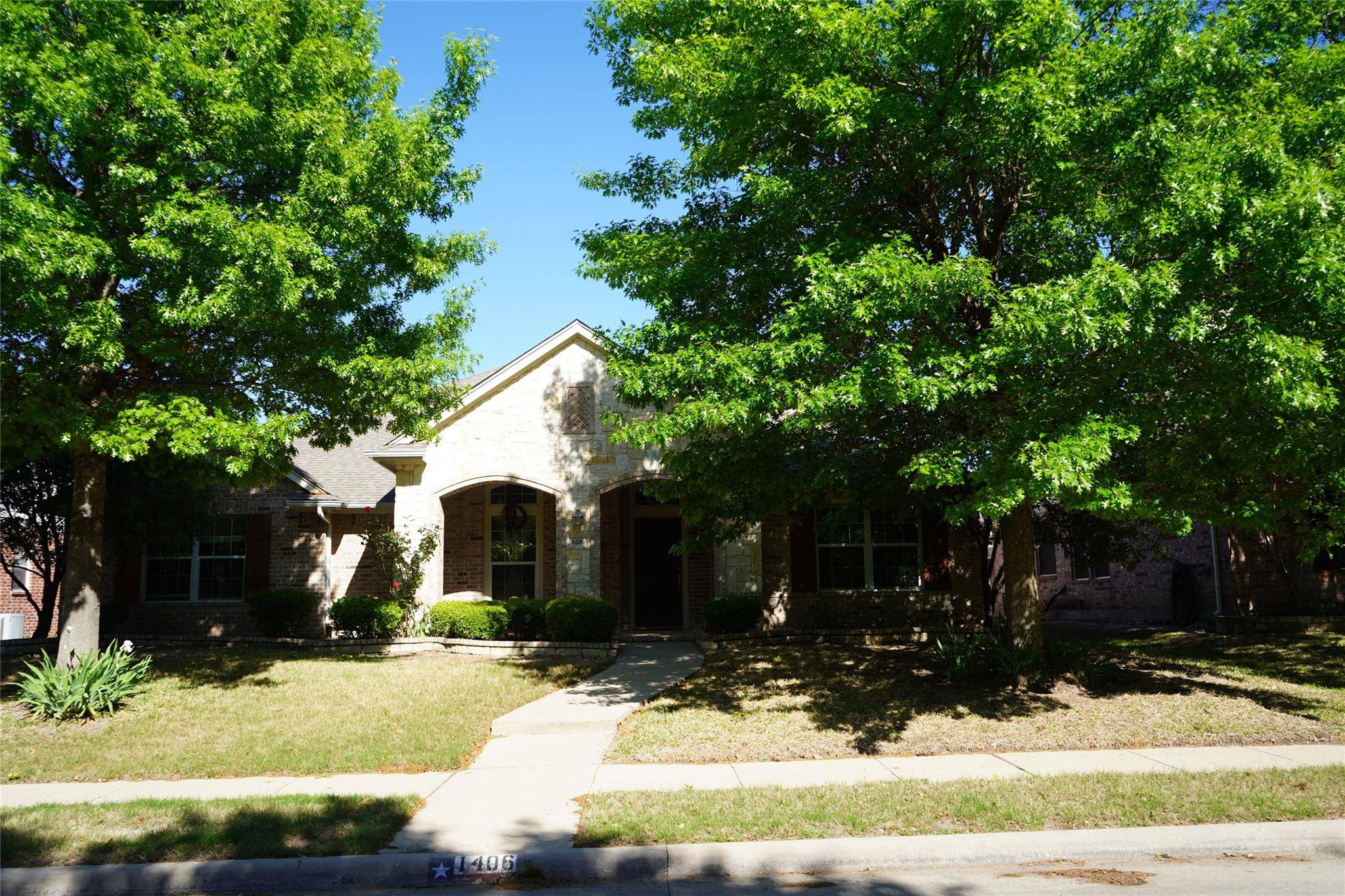 Allen, TX 75002,1406 Chimney Rock Drive