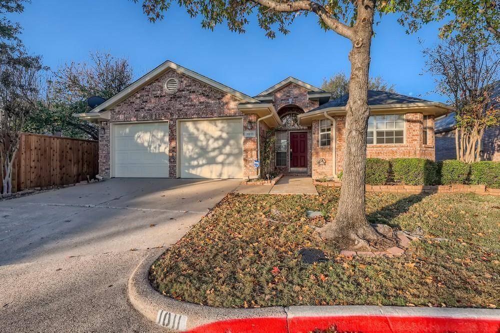 Euless, TX 76039,1011 Harwood Court