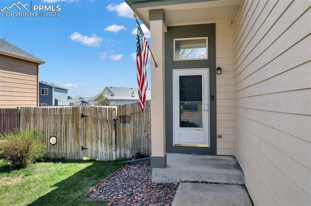 Colorado Springs, CO 80817,2015 Hibbard LN