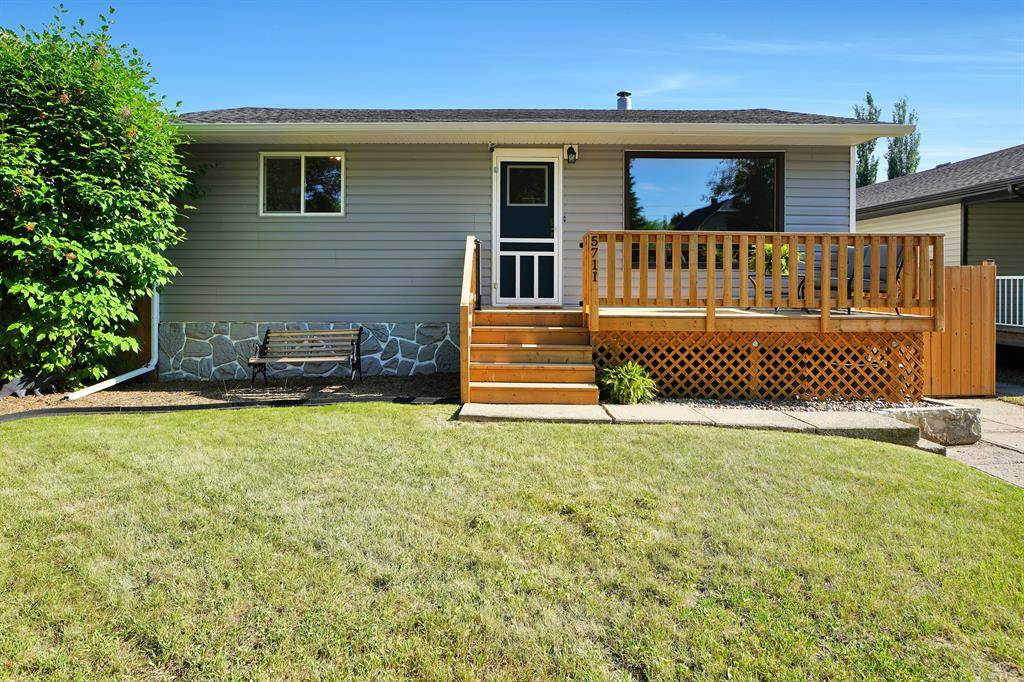 Stettler, AB T0C 2L2,5711 50a AVE