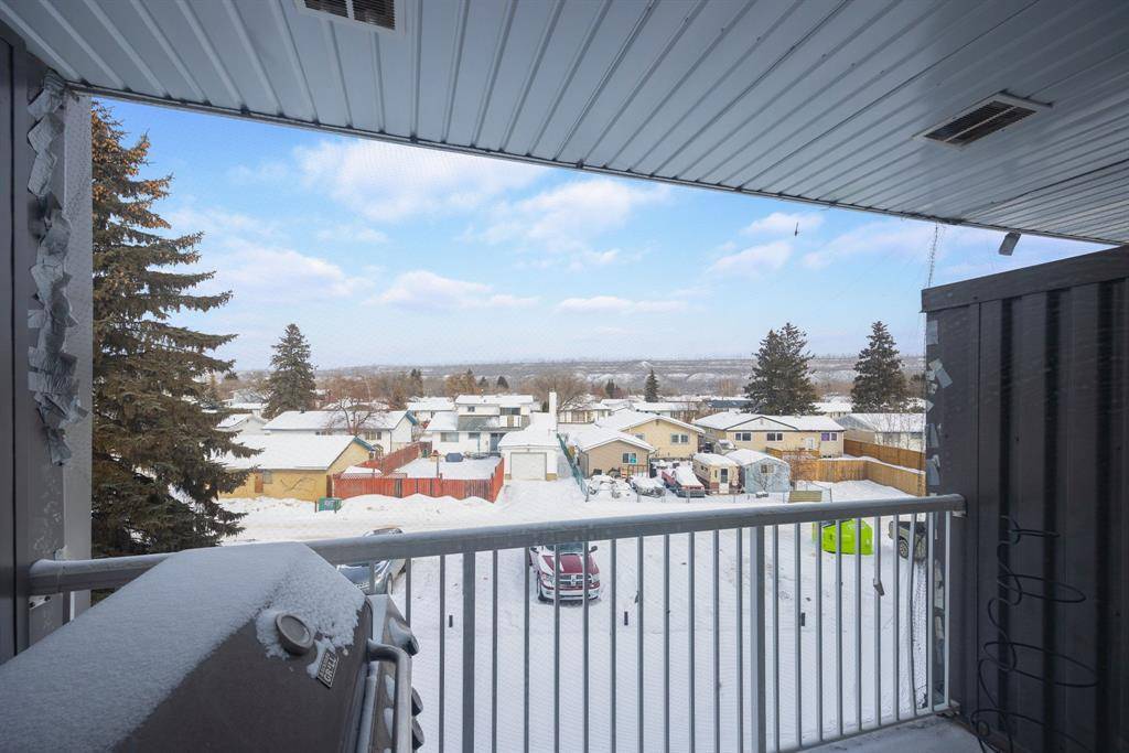 Fort Mcmurray, AB T9H 4A1,9 Clearwater CRES #208