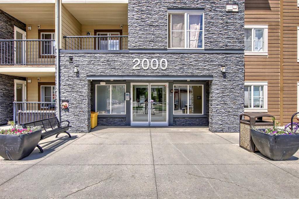 Calgary, AB T2X 2B9,81 Legacy BLVD SE #2207