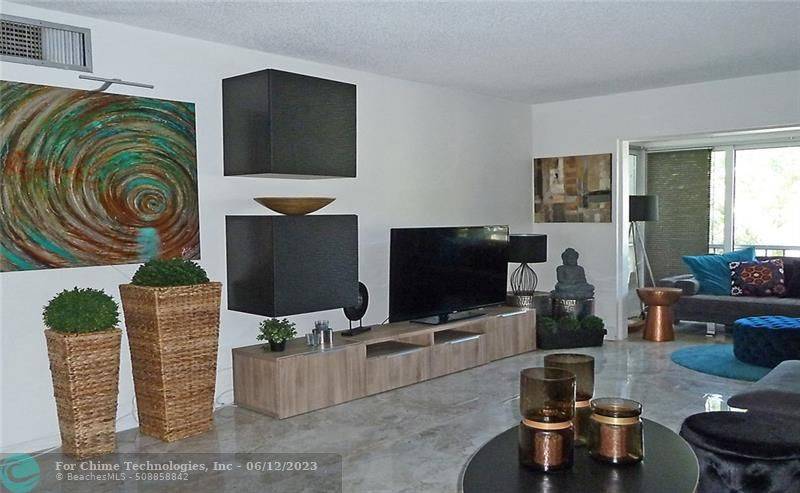 Fort Lauderdale, FL 33308,6383 Bay Club Dr  #4