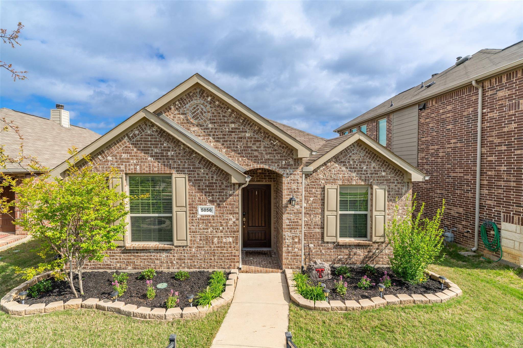 Fort Worth, TX 76123,5856 Bindweed Street