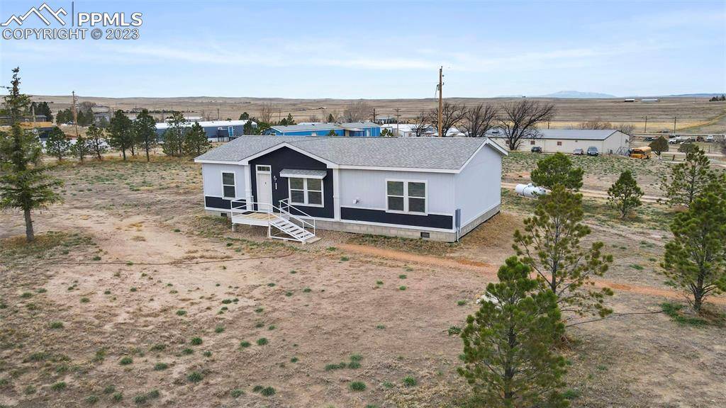 Simla, CO 80835,613 Pueblo AVE