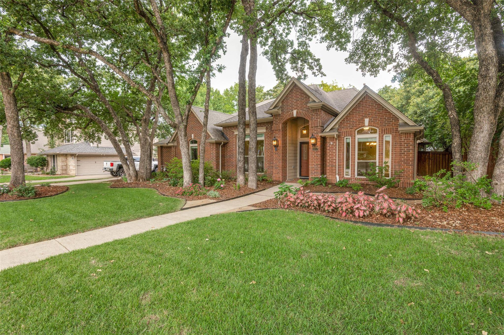 North Richland Hills, TX 76182,8917 Trails Edge Drive