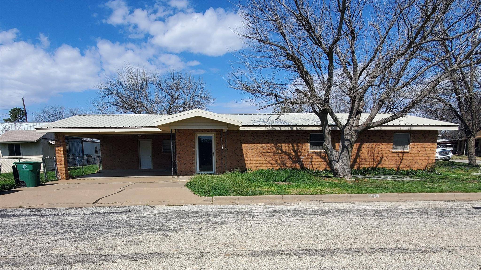 Graham, TX 76450,500 Hall Street