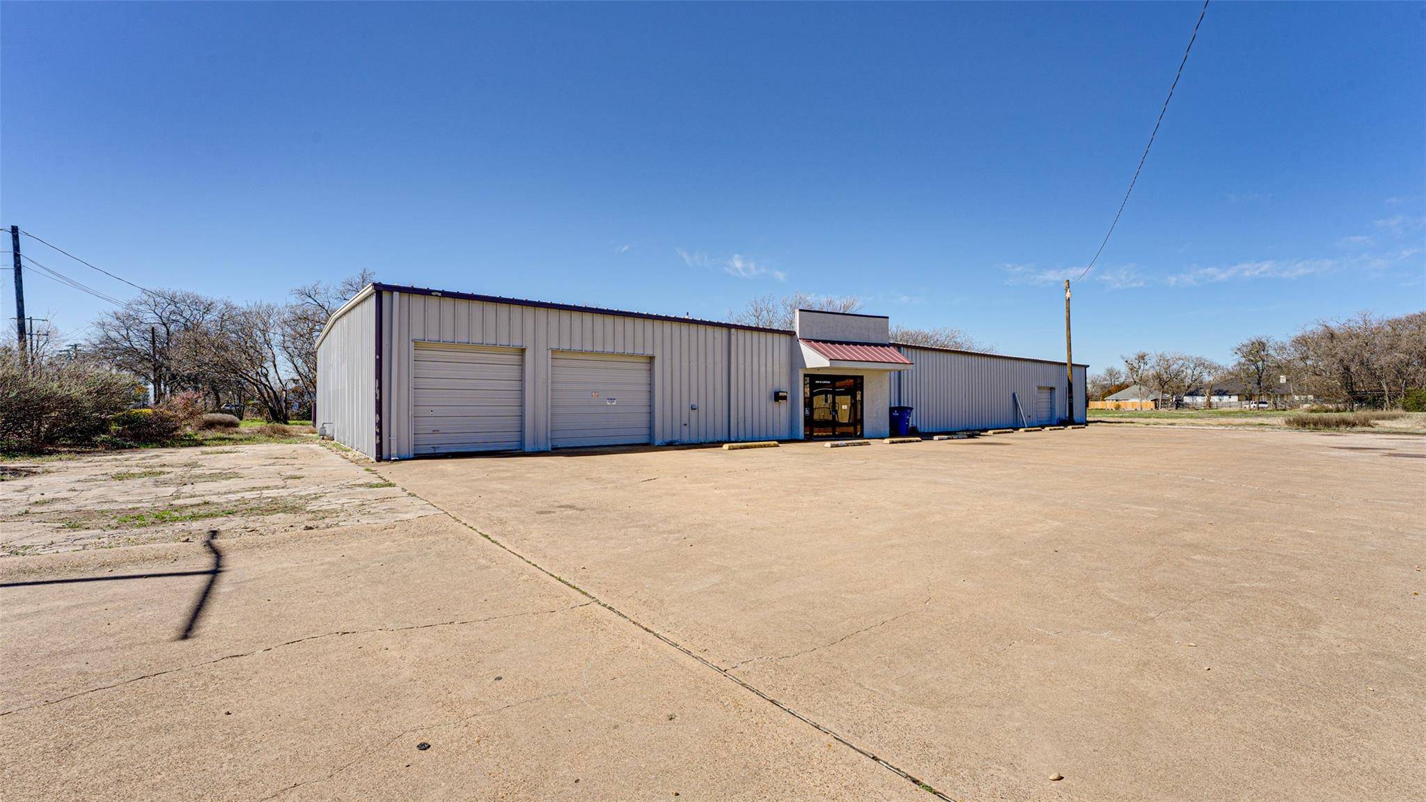 Ennis, TX 75119,1004 W Lampasas Street