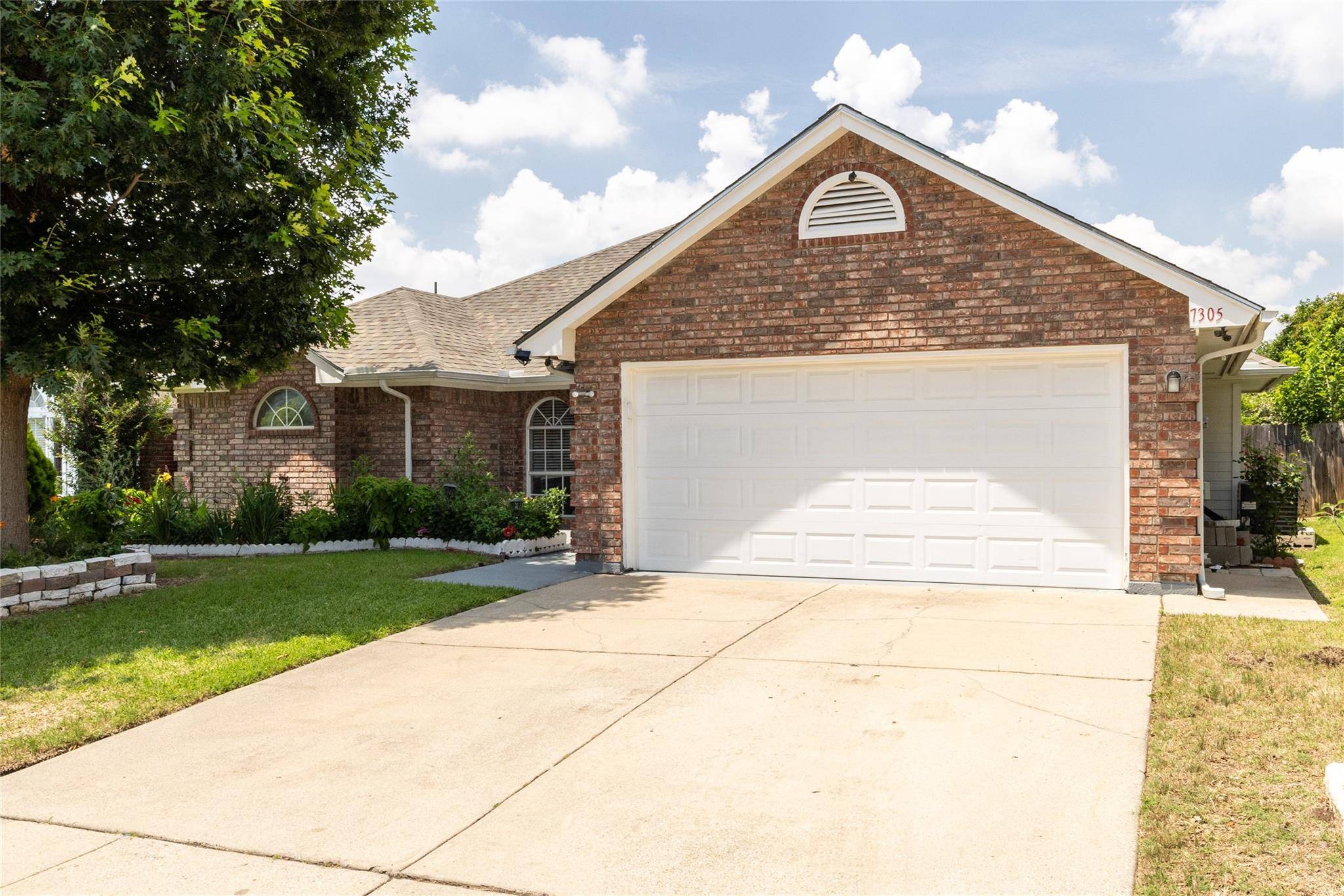 Watauga, TX 76148,7305 Amber Drive