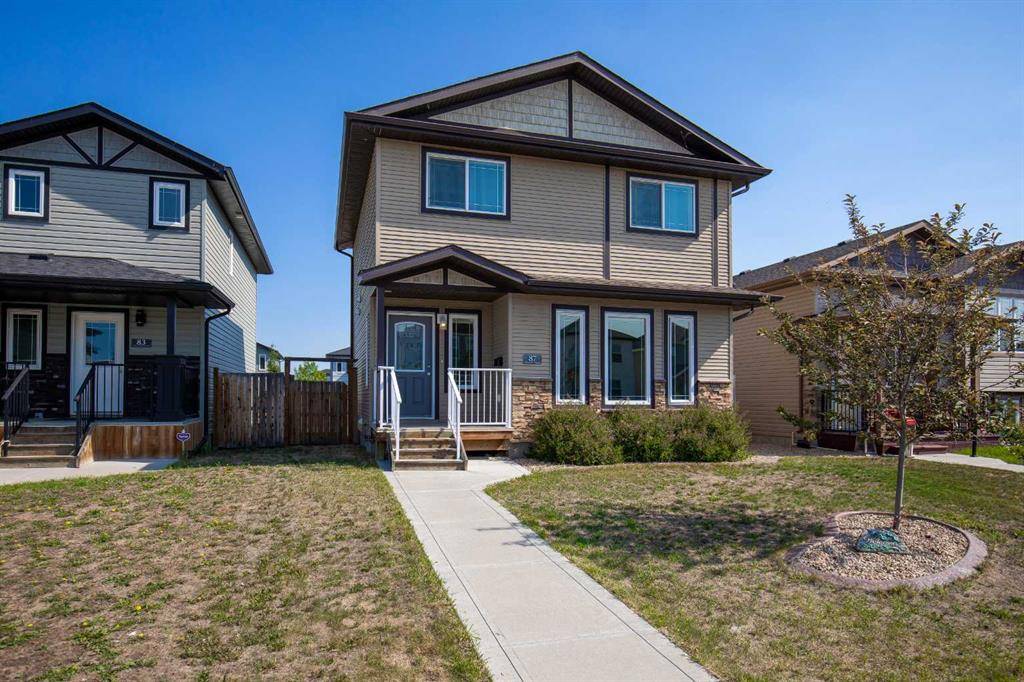 Blackfalds, AB T4M 0J5,87 Almond Crescent